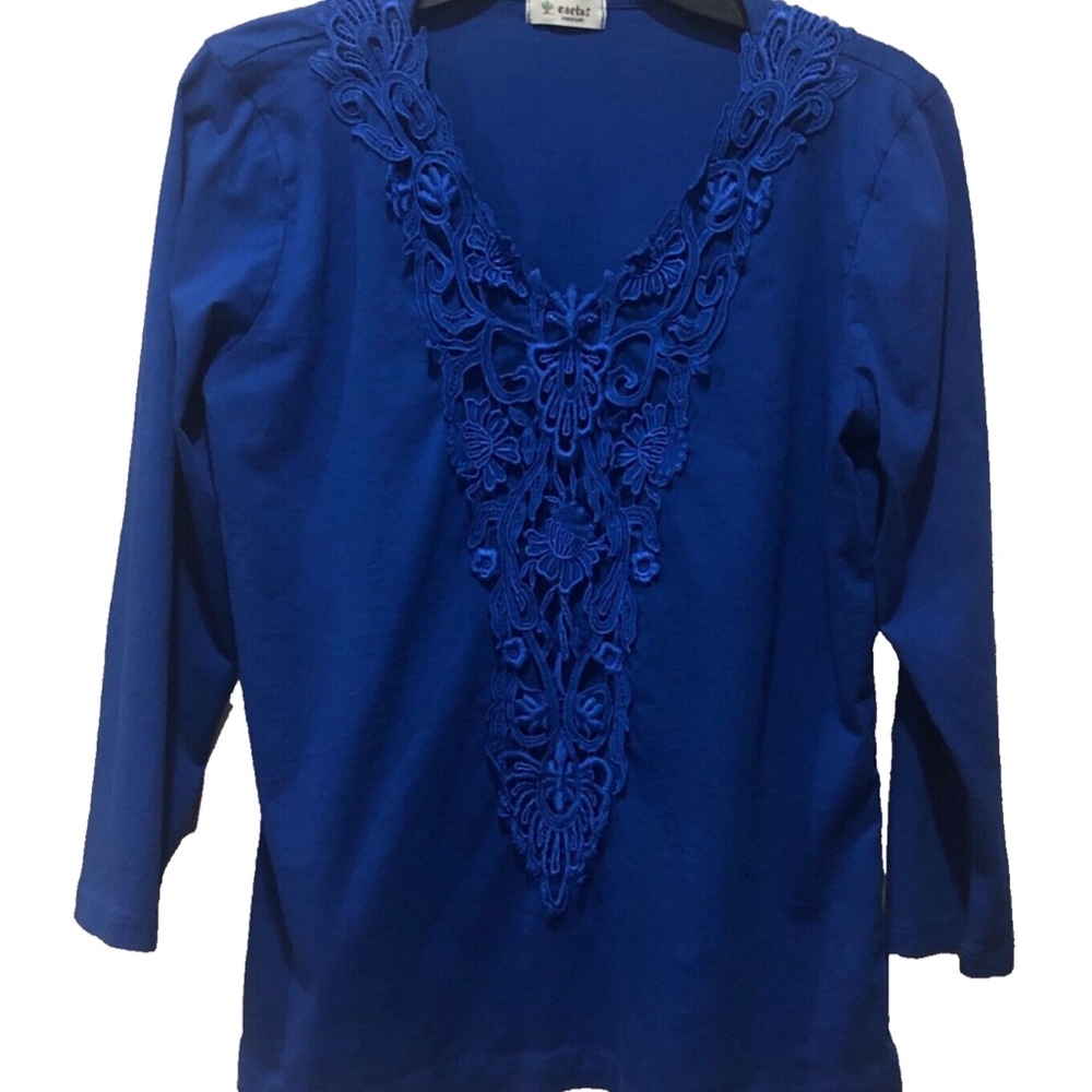Women's Cactus Royal Blue Crochet 3/4 Sleeve V-Neck Top Size Medium